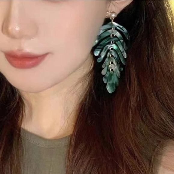 🔹️House of Harlow 🔹️14 k gold plated 4"  palm tree leaf  Drop Earrings - Picture 5 of 7